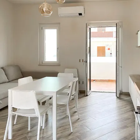 Bianco Apartment Giardini Naxos